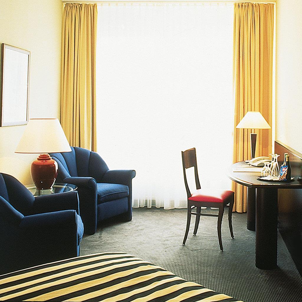 Sorat Hotel Κότμπους Δωμάτιο φωτογραφία